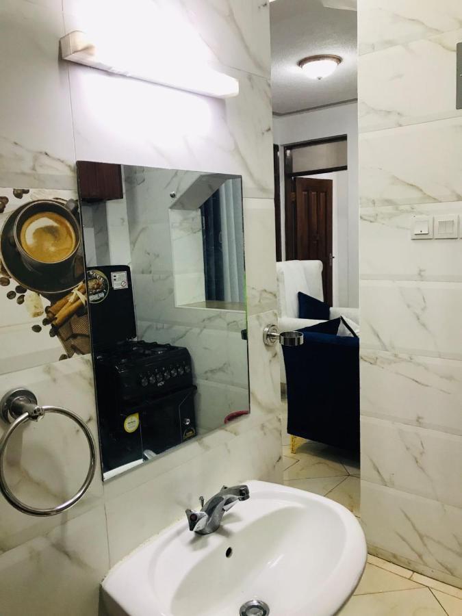 Lux Suites Bamburi Furnished Apartments Eksteriør bilde
