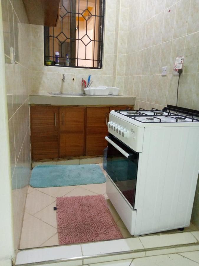 Lux Suites Bamburi Furnished Apartments Eksteriør bilde