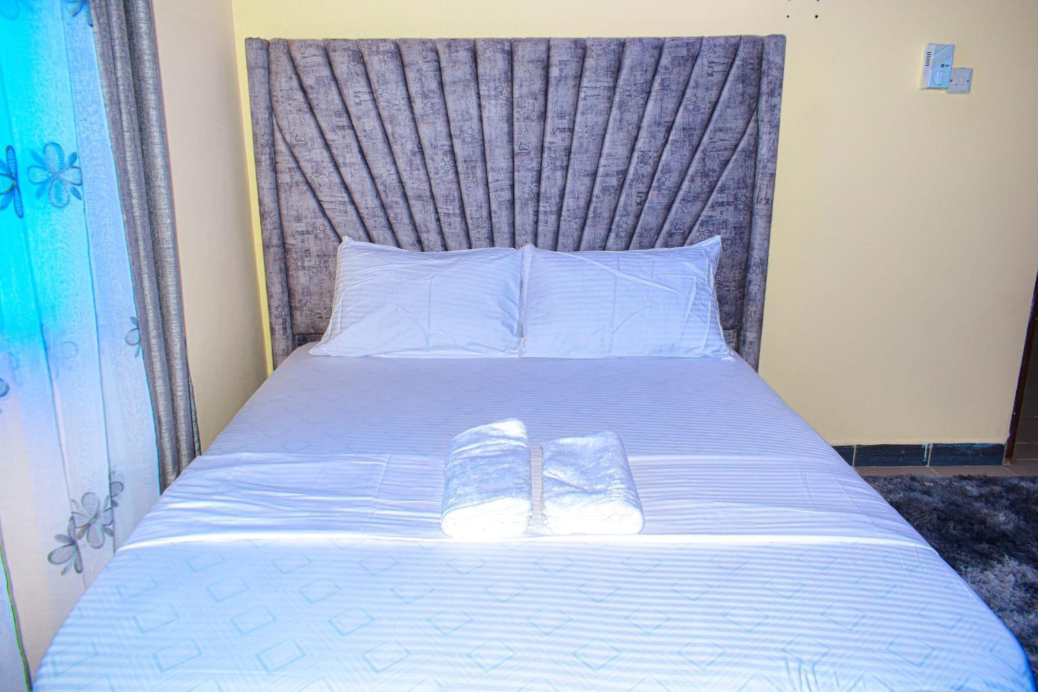 Lux Suites Bamburi Furnished Apartments Eksteriør bilde
